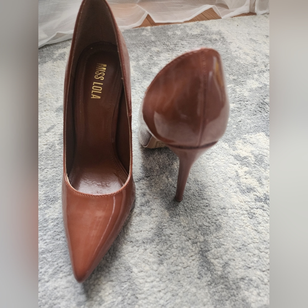 Pump shoes